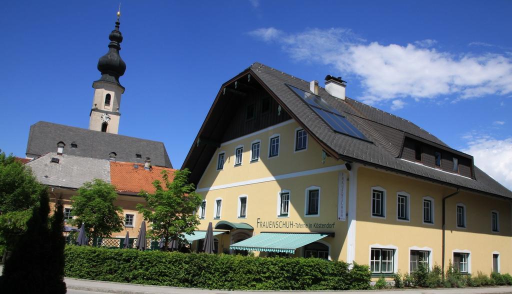 Taferne In Koestendorf - Ferienwohnung Monteurzimmer Neumarkt am Wallersee Luaran gambar