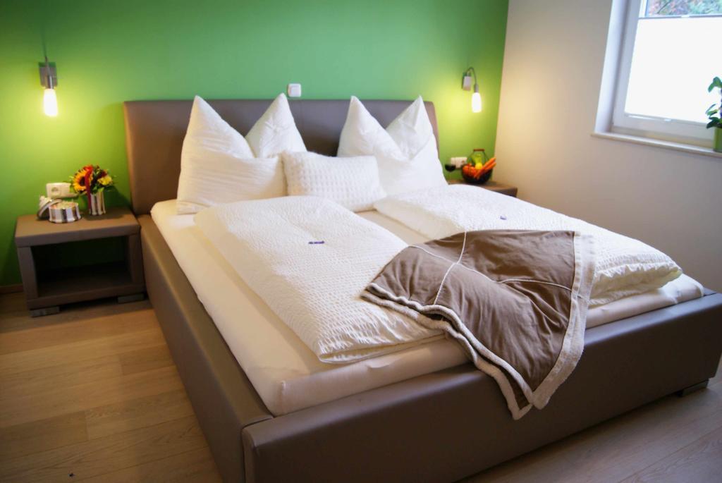 Taferne In Koestendorf - Ferienwohnung Monteurzimmer Neumarkt am Wallersee Luaran gambar