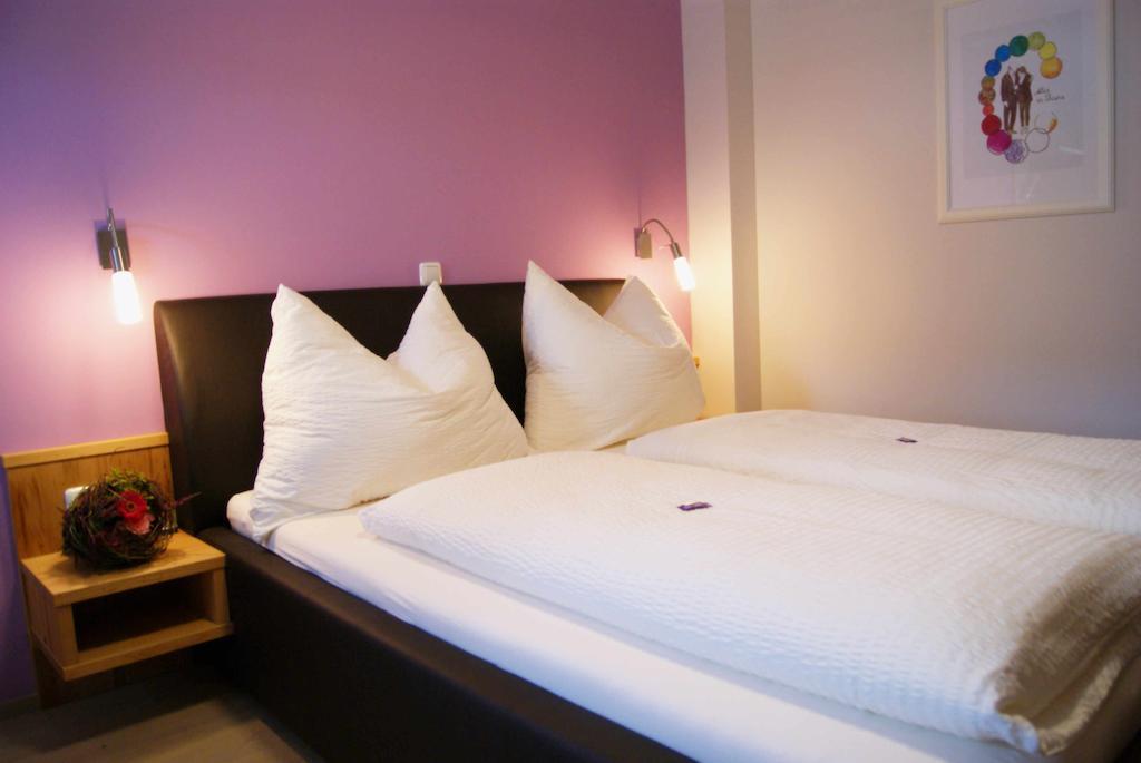 Taferne In Koestendorf - Ferienwohnung Monteurzimmer Neumarkt am Wallersee Luaran gambar